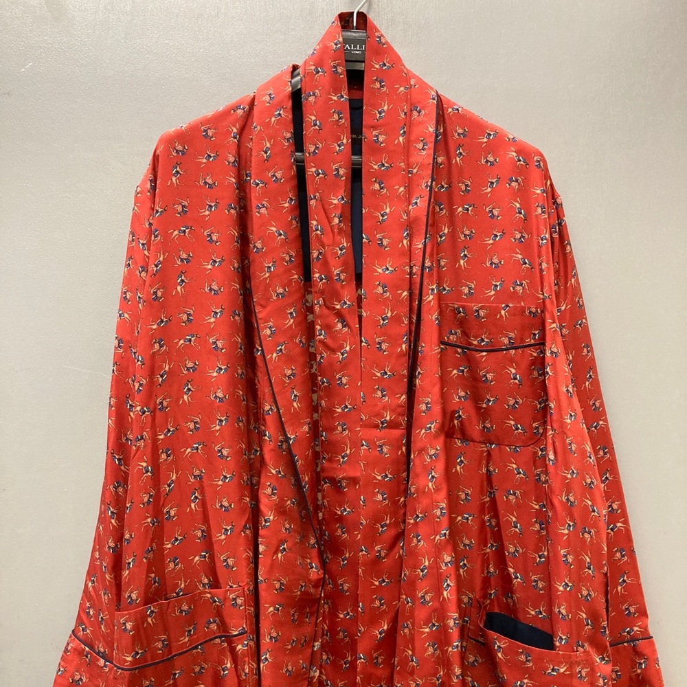 Benjamin James Silk Red Robe with Racing Horse Print  DJ E3-15